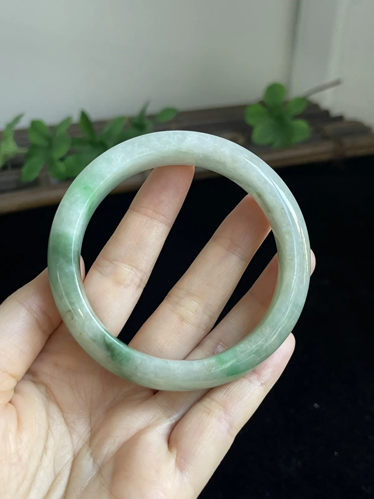 正圈57圈口，翡翠手镯