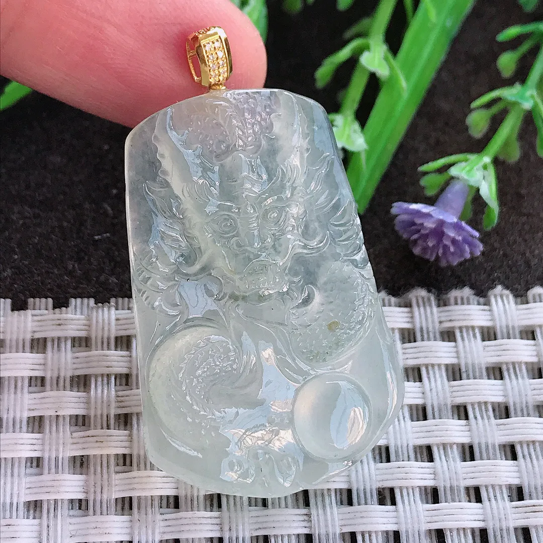 实拍A货翡翠38/25/4.8老坑18k金镶嵌冰种冰晴龙牌吊坠翡翠挂件