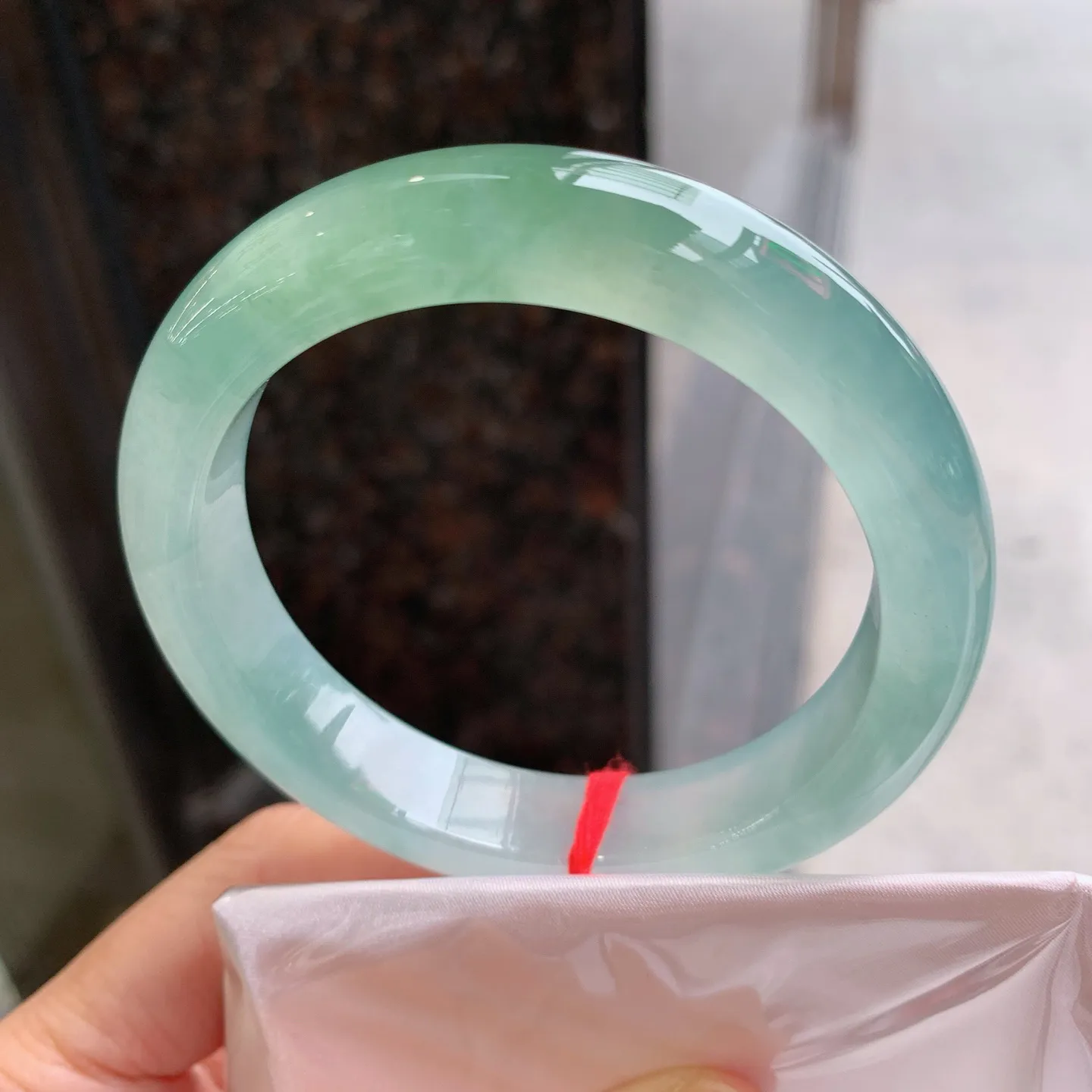 正圈冰黄翡 无瑕 尺寸：57/12.3/9  冰润