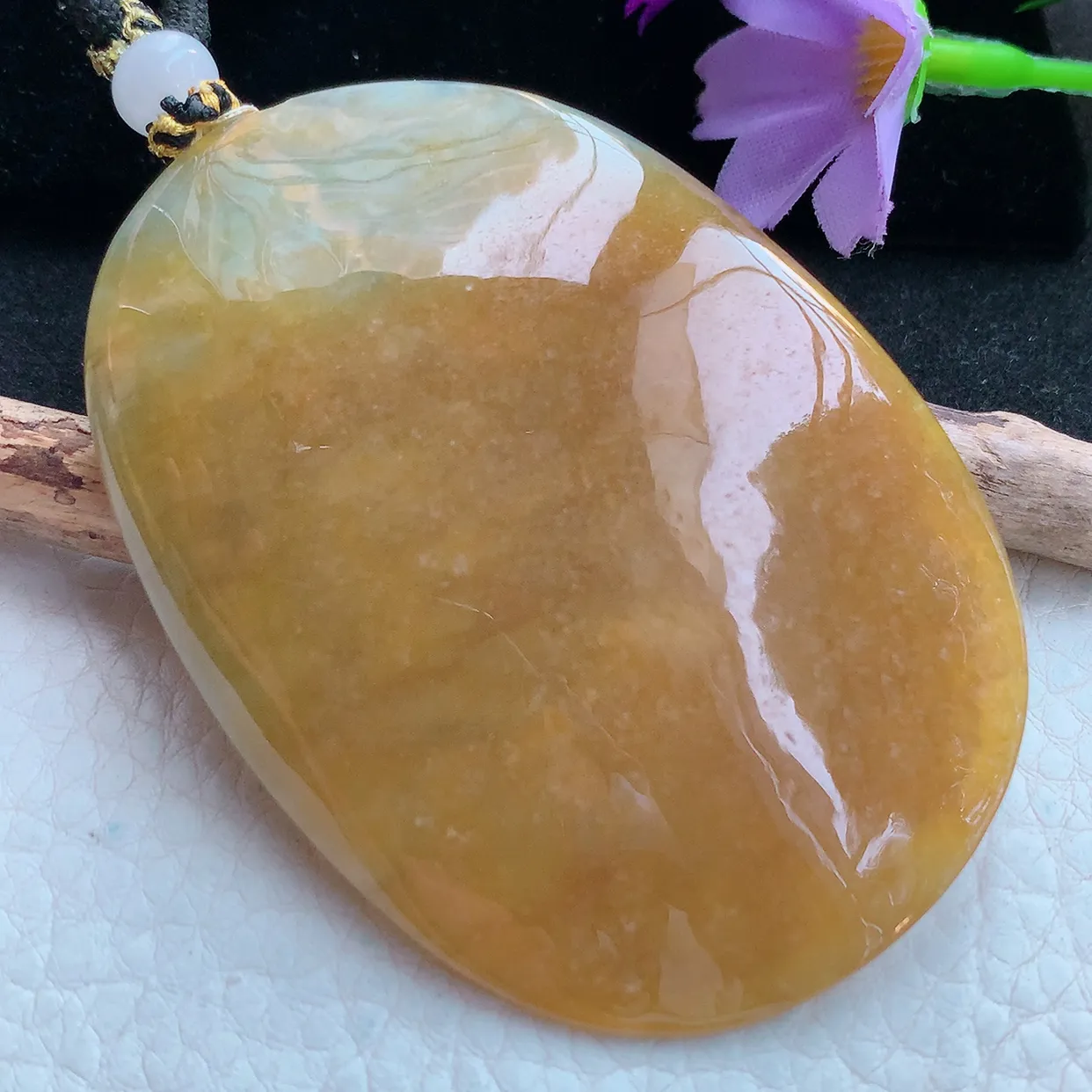 yl实拍72.3*51.2*10特色缅甸翡翠精雕冰双彩一念之间玉挂件