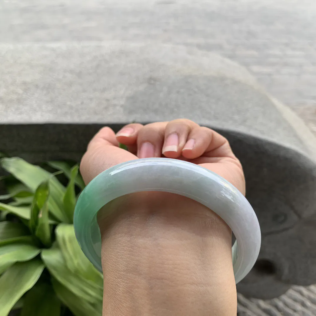 大圈口 62.2-13.7-9.7  【飘绿正圈手镯】正圈62 63可戴