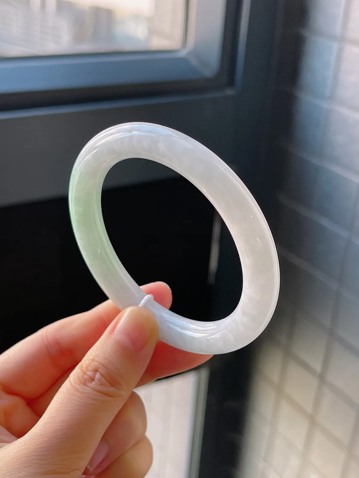 圆镯53圈口，翡翠糯化种飘花手镯