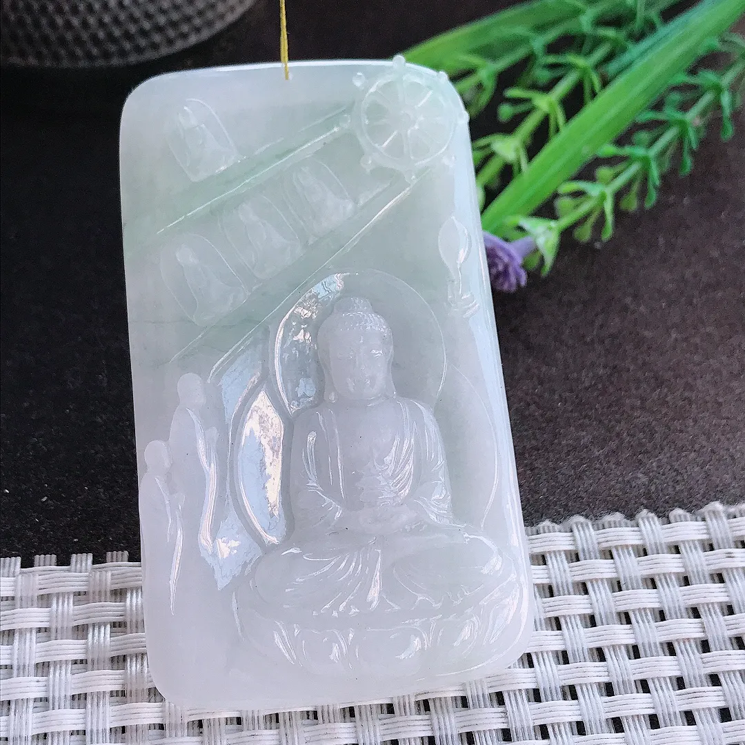 实拍A货翡翠72/42.8/6老坑秀气冰润大日如来佛祖吊坠翡翠挂件