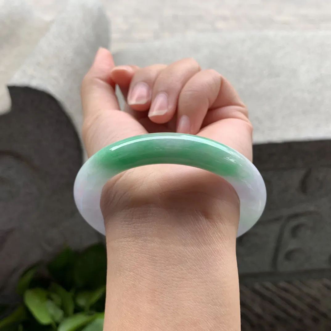 小圈口 53.4-10.3【飘绿圆条手镯】圆条53 54可戴