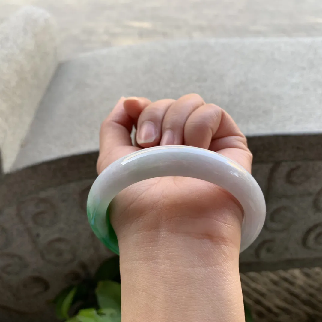 大圈口59.5-12.8-9.1 【飘辣绿正圈手镯】正圈59 60可戴