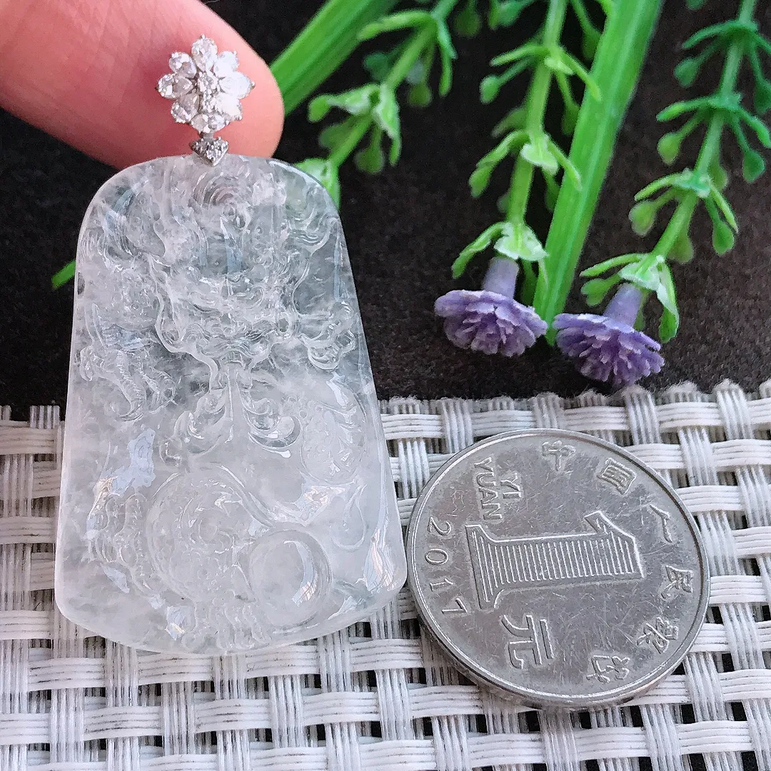 实拍A货翡翠40.5/27.5/5老坑18k金镶嵌冰种龙牌吊坠翡翠挂件