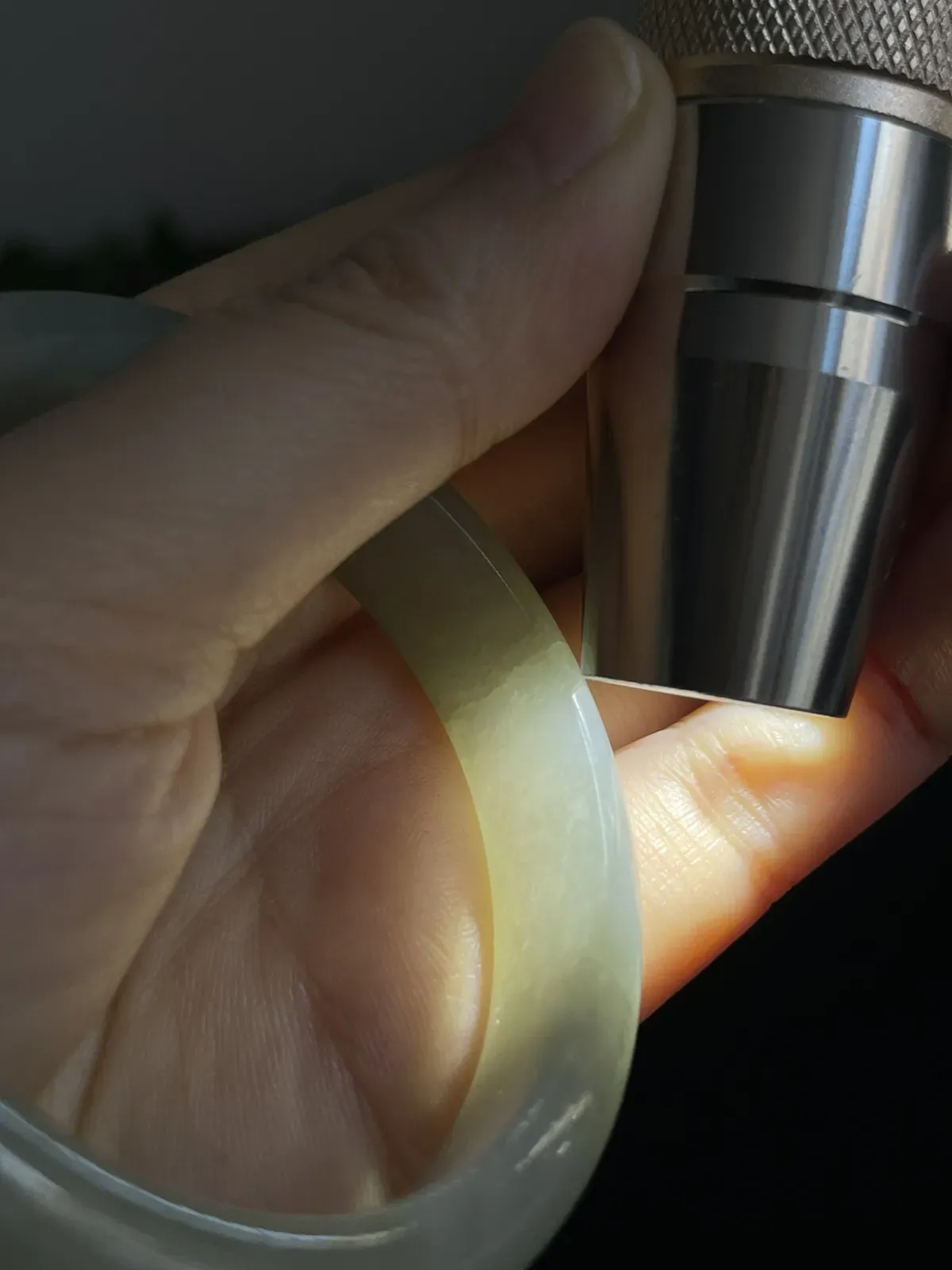 贵妃镯54.6圈口，翡翠手镯