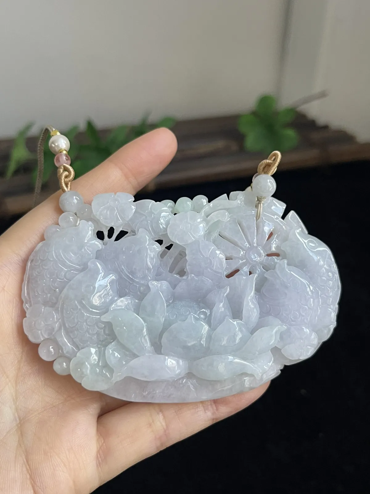 翡翠花件，配珠未测