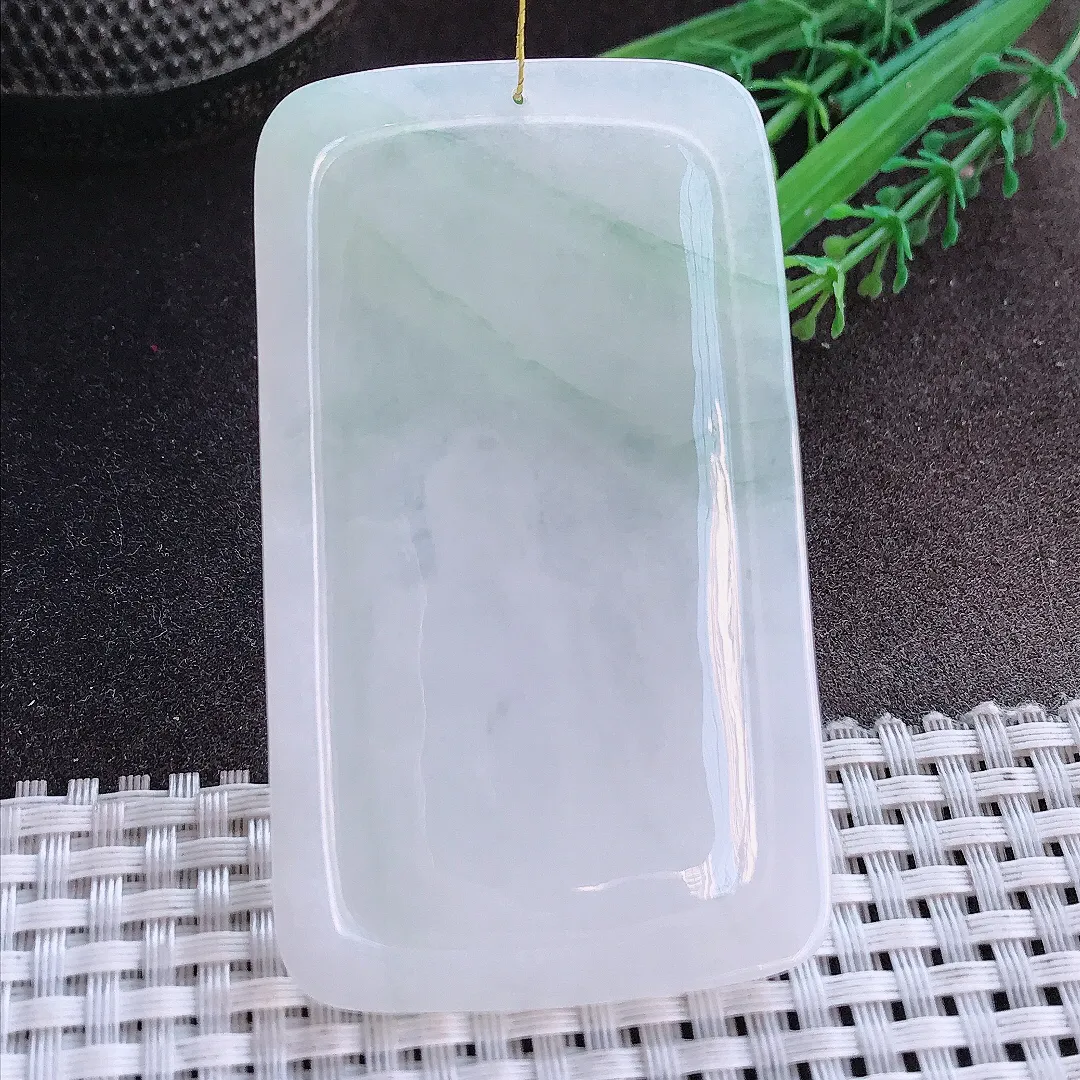 实拍A货翡翠72/42.8/6老坑秀气冰润大日如来佛祖吊坠翡翠挂件