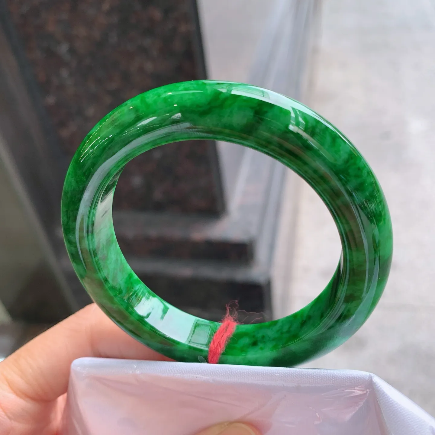 正圈满色花青绿 无瑕 尺寸：55.2/11.2/10 色辣