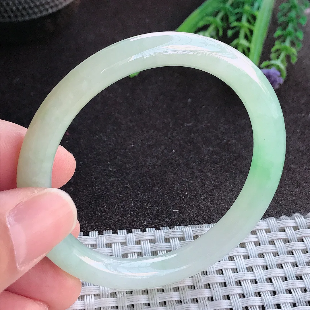 实拍A货翡翠52.5/7.8老坑冰润起胶冰晴圆条手镯翡翠玉镯手环