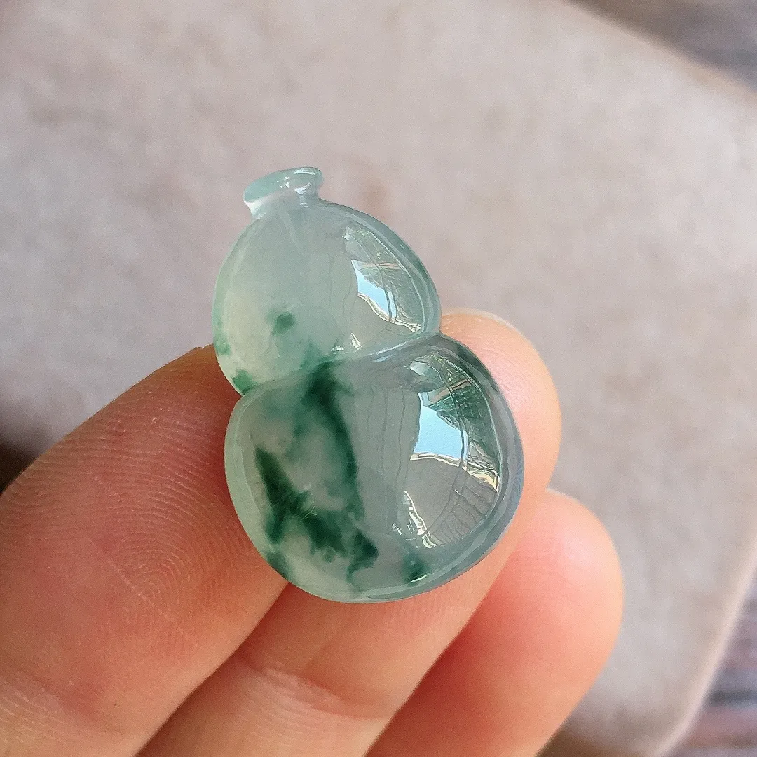 冰飘花葫芦，冰润饱满，玉质细腻，种水足，001 尺寸24.1*16.2*7.8