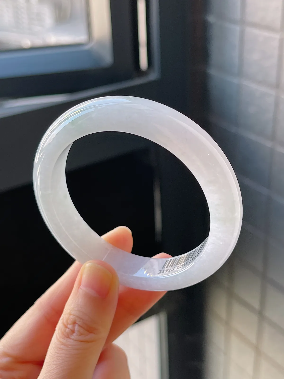 正圈55圈口，翡翠冰糯种白色手镯