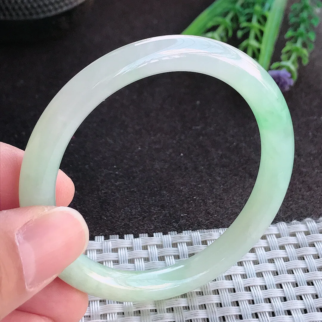 实拍A货翡翠52.5/7.8老坑冰润起胶冰晴圆条手镯翡翠玉镯手环