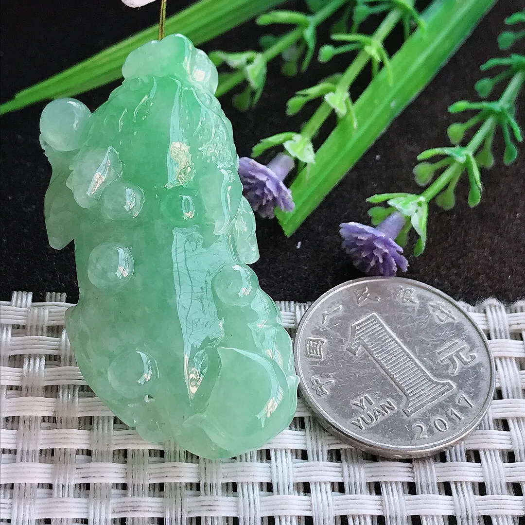 实拍A货翡翠48.3/24/13老坑冰胶冰晴满绿貔貅吊坠翡翠挂件
