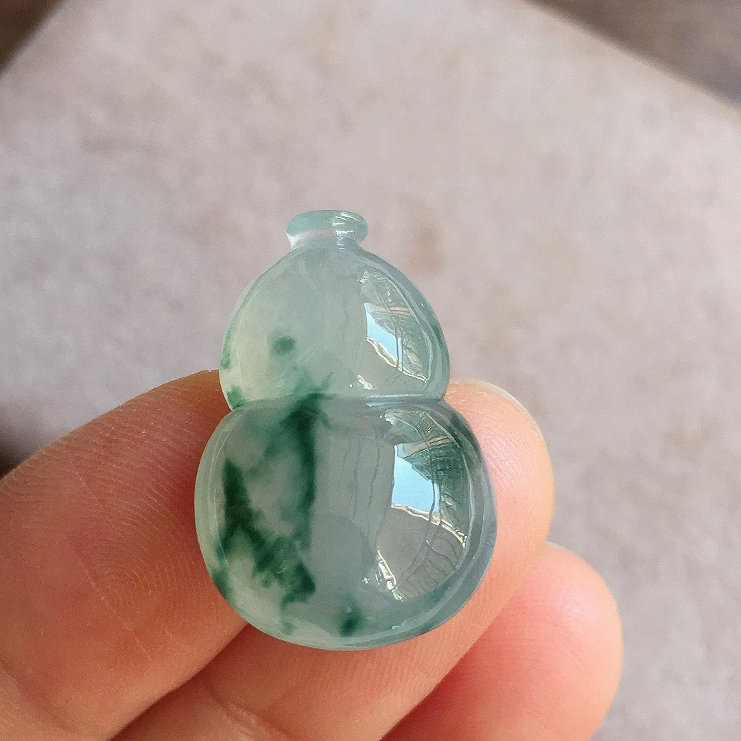 冰飘花葫芦，冰润饱满，玉质细腻，种水足，001 尺寸24.1*16.2*7.8