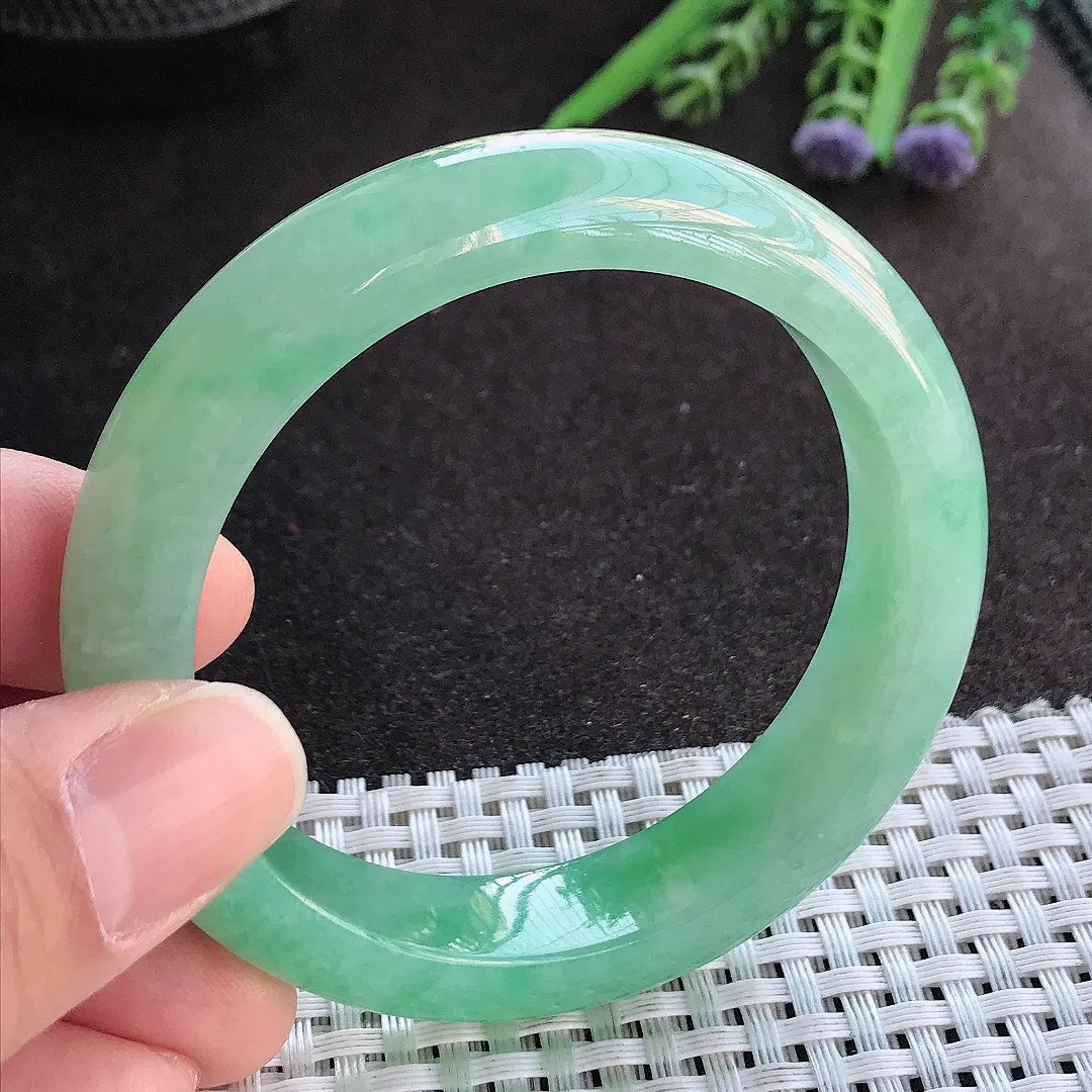 实拍A货翡翠54.5/12.7/8.6老坑冰润水灵冰晴满绿手镯宽边玉镯手环