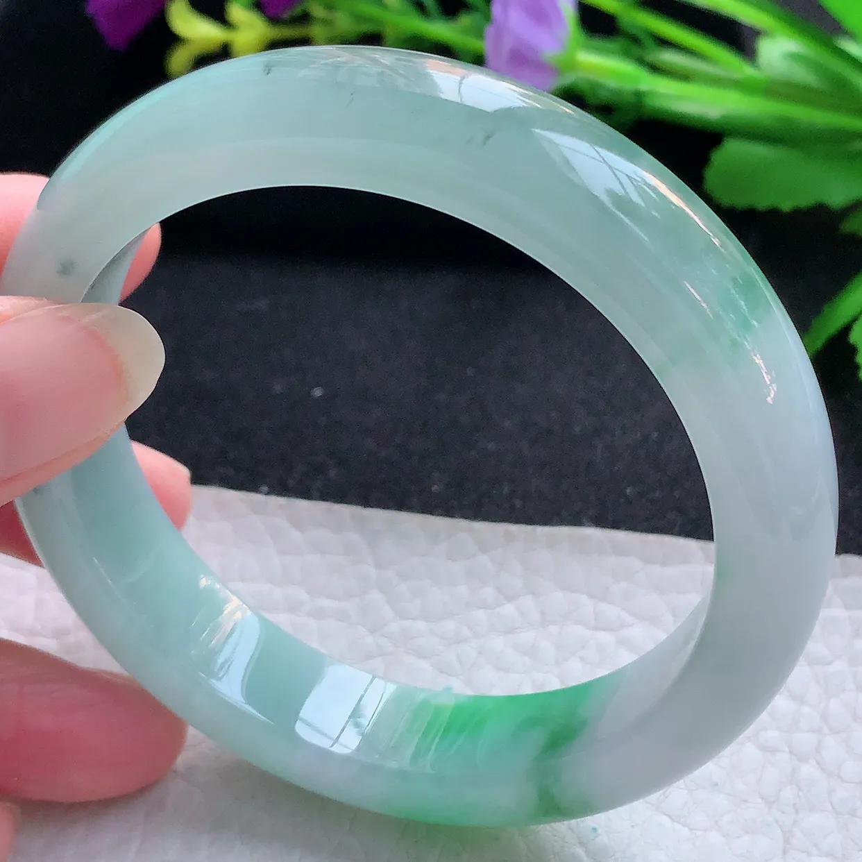 yh实拍59*13*9平安镯 天然缅甸翡翠玉手镯飘绿厚装宽边玉手环