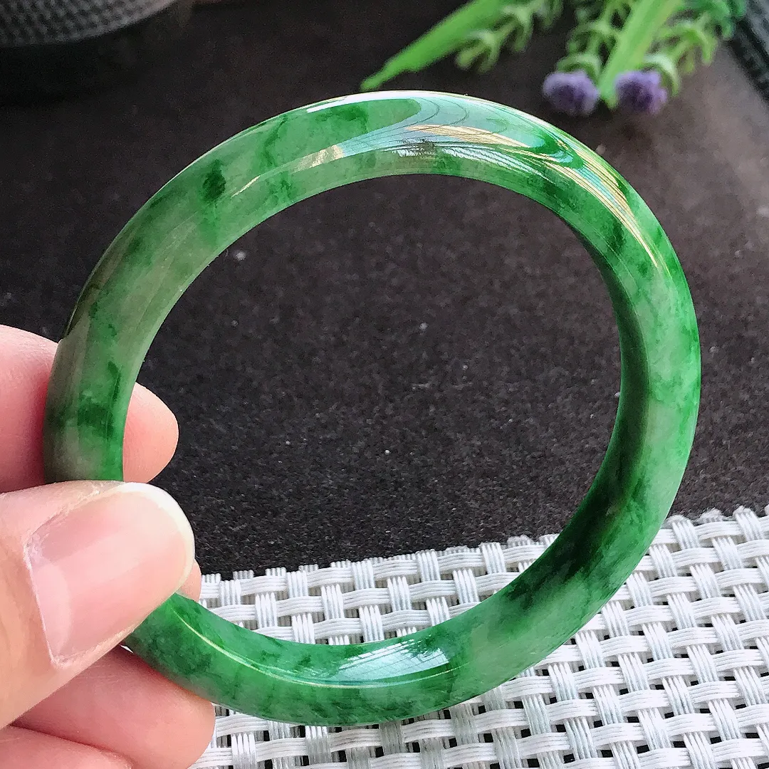 实拍A货翡翠56/8.8/7.6老坑精美辣绿满绿手镯宽边玉镯手环
