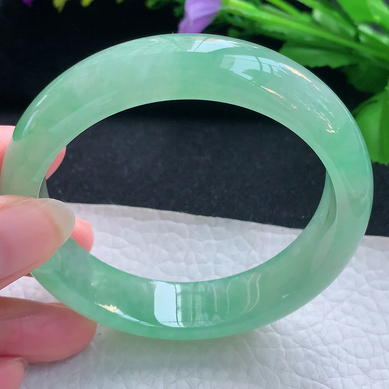 nr收藏款58.5*14.8*7.8平安镯 天然缅甸翡翠玉手镯冰绿？宽边玉手环