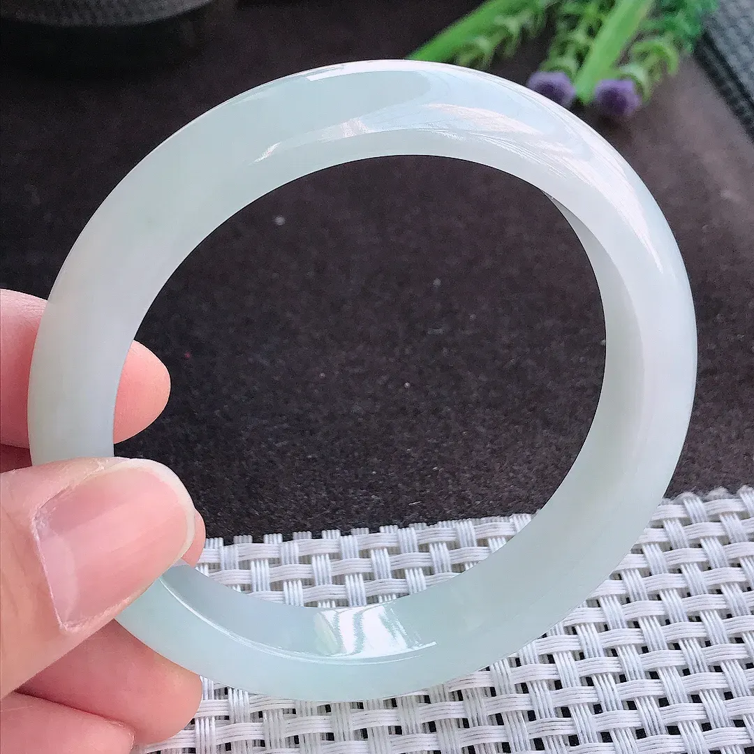 实拍A货翡翠60.5/12.7/8.6老坑冰润起胶冰晴手镯大圈口宽边玉镯手环