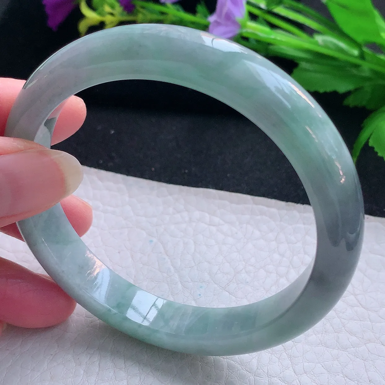 js大圈口61*11.5*8平安镯 天然缅甸翡翠玉手镯飘乌鸡花宽边玉手环