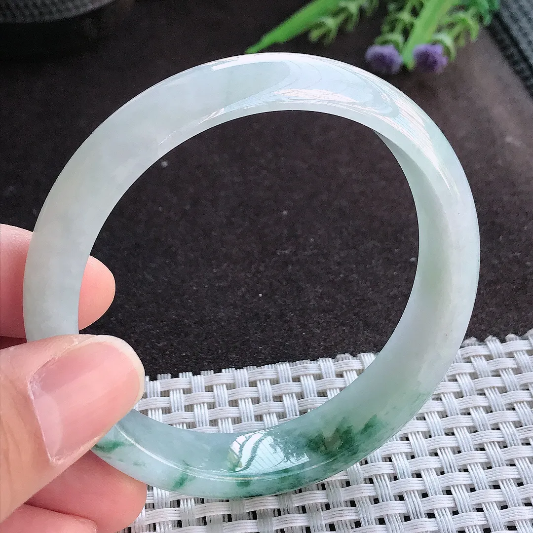 实拍A货翡翠59/14/7.5老坑精美冰润飘花手镯宽边玉镯手环