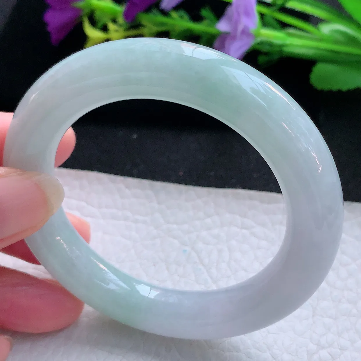 js小圈口52*11.4*11美人镯 天然缅甸翡翠玉手镯淡春带彩圆条玉手环