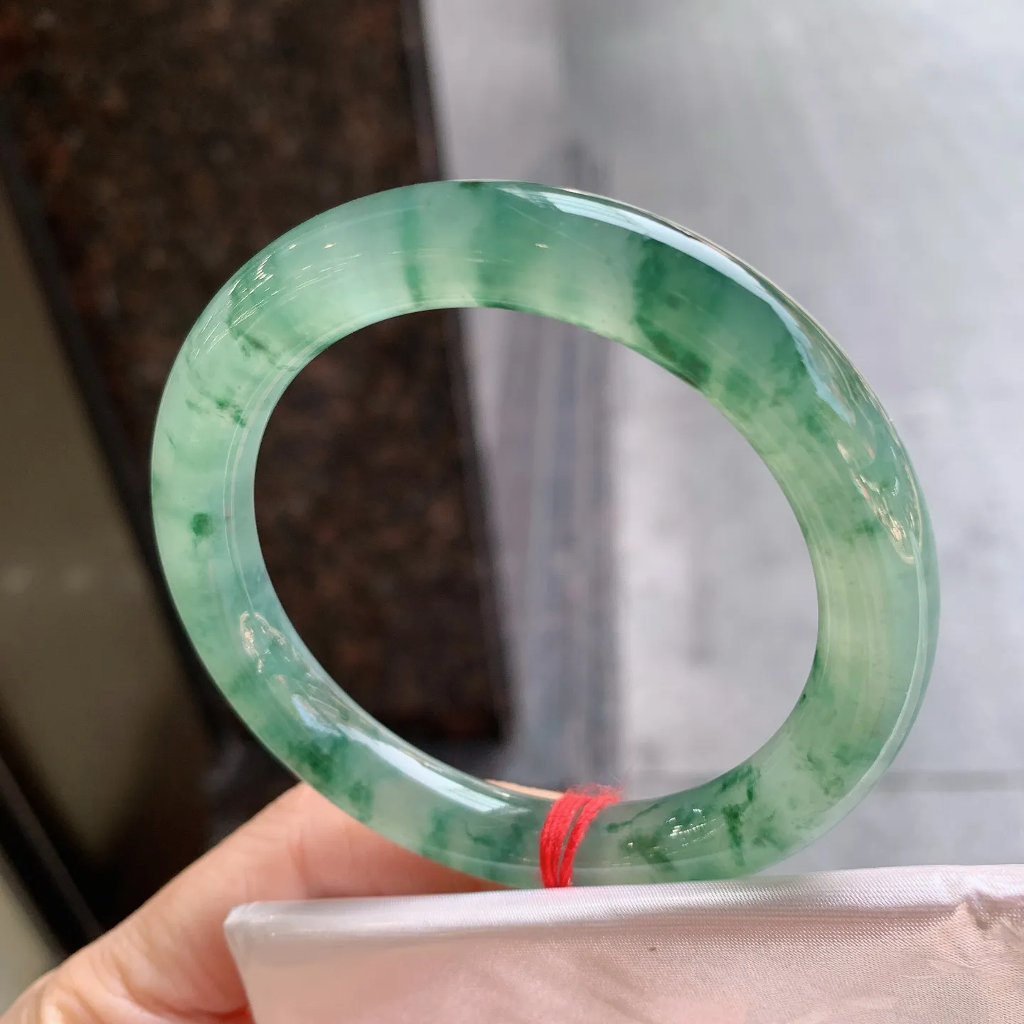 圆条冰飘花 无瑕 尺寸：54.2/9.5  冰润