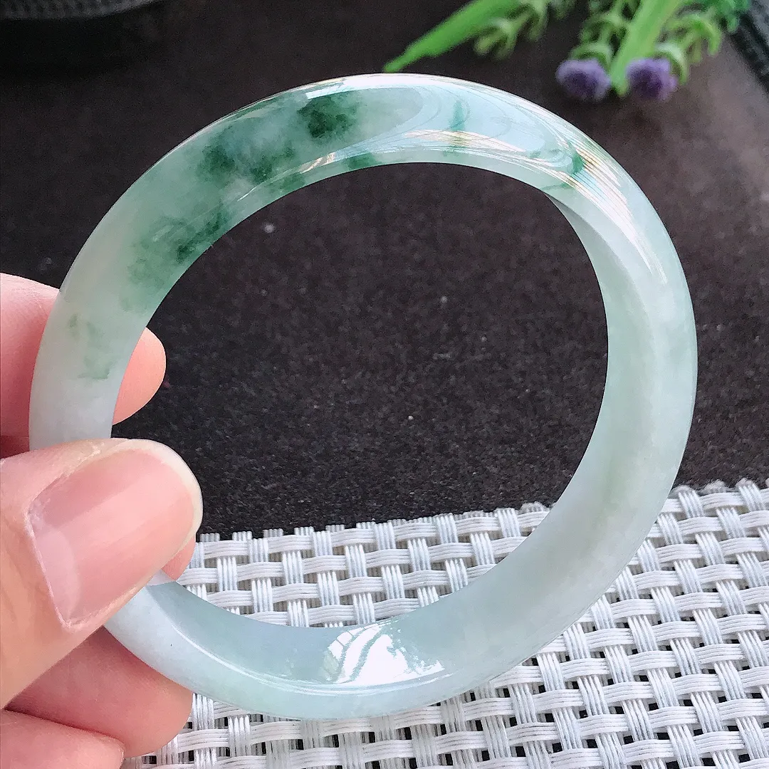 实拍A货翡翠59/14/7.5老坑精美冰润飘花手镯宽边玉镯手环