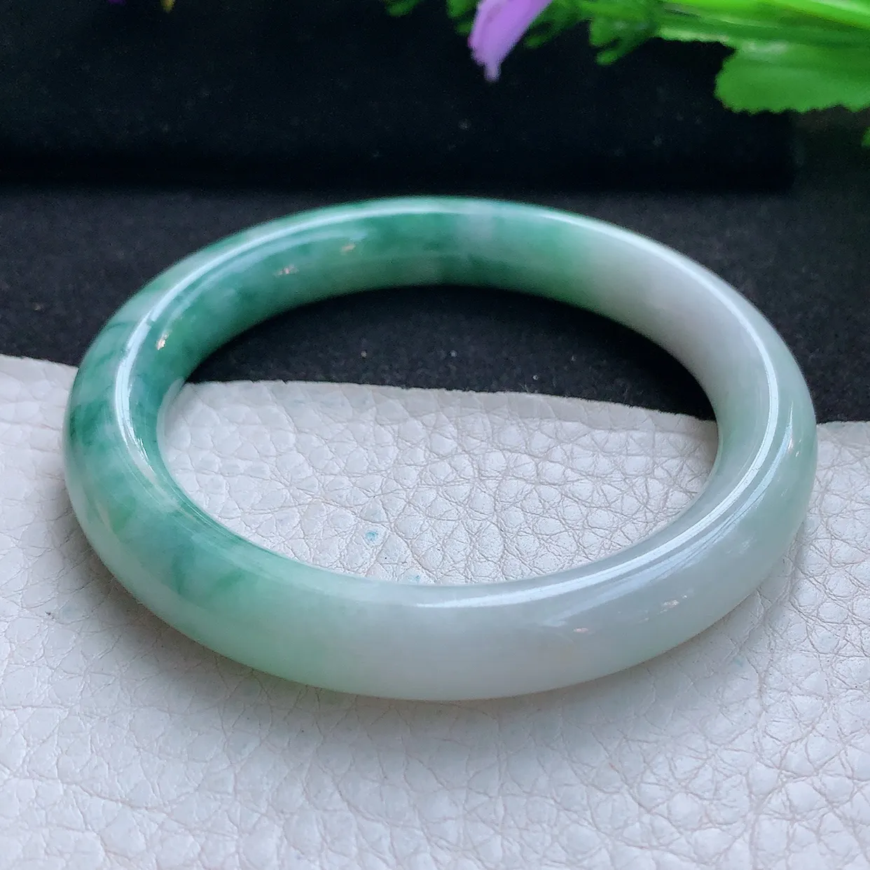 ee实拍53.5*9.4*8.8美人镯 天然缅甸翡翠玉手镯水润飘花圆条美人镯