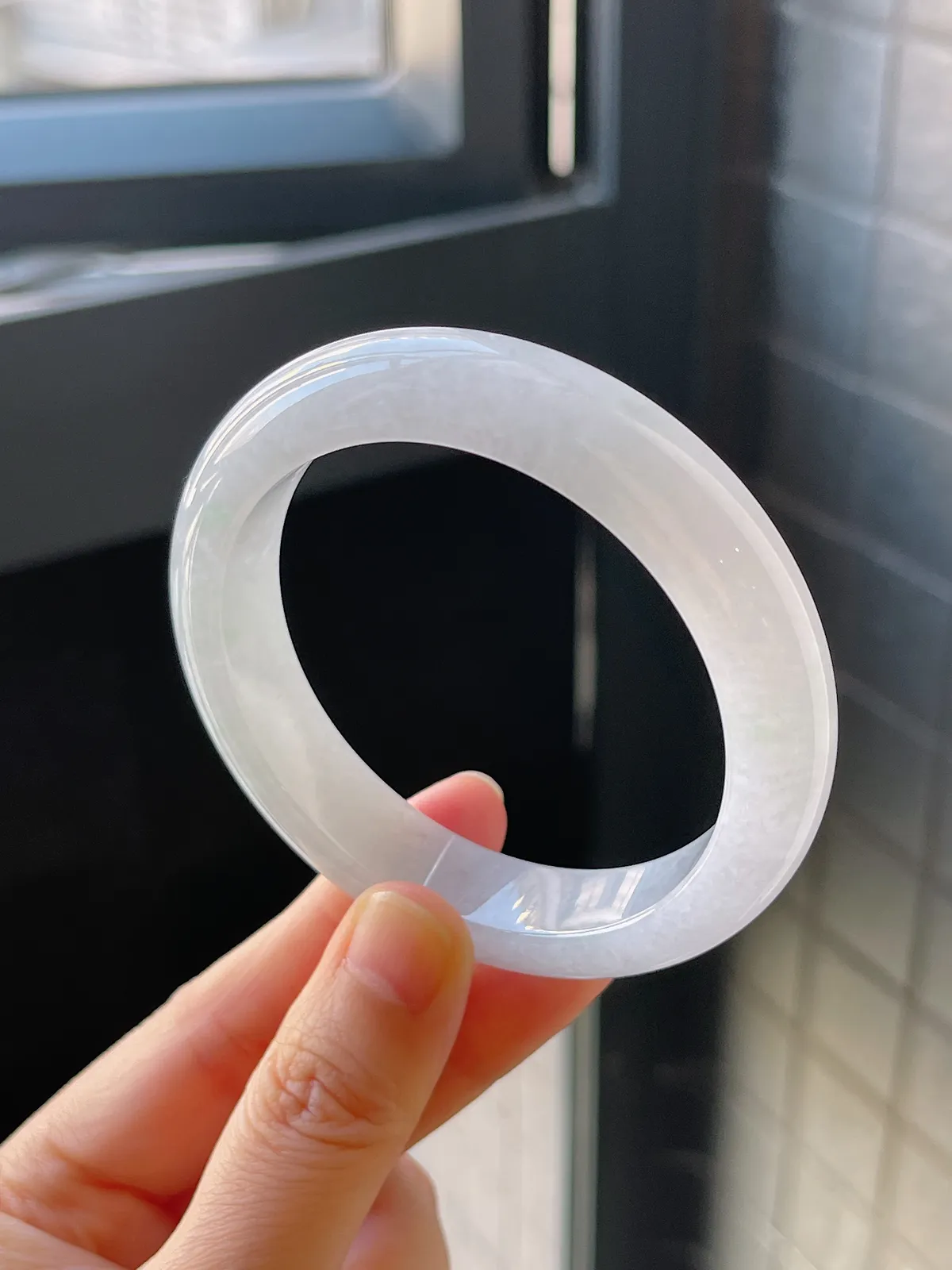 正圈55圈口，翡翠冰糯种白色手镯