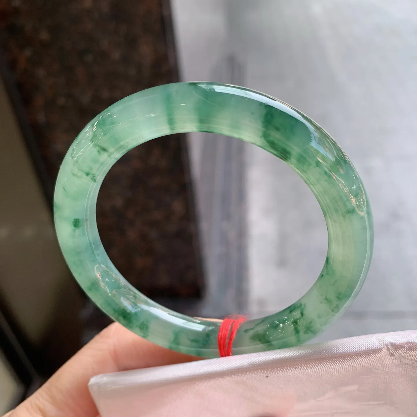 圆条冰飘花 无瑕 尺寸：54.2/9.5  冰润