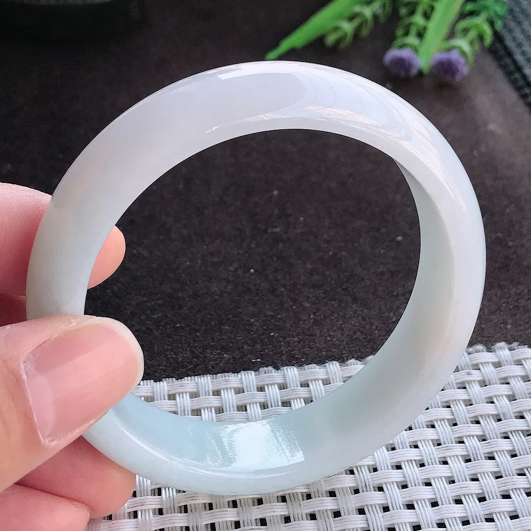 实拍A货翡翠56.8/15.8/7.8老坑秀气温润月光白轮胎手镯宽边玉镯手环