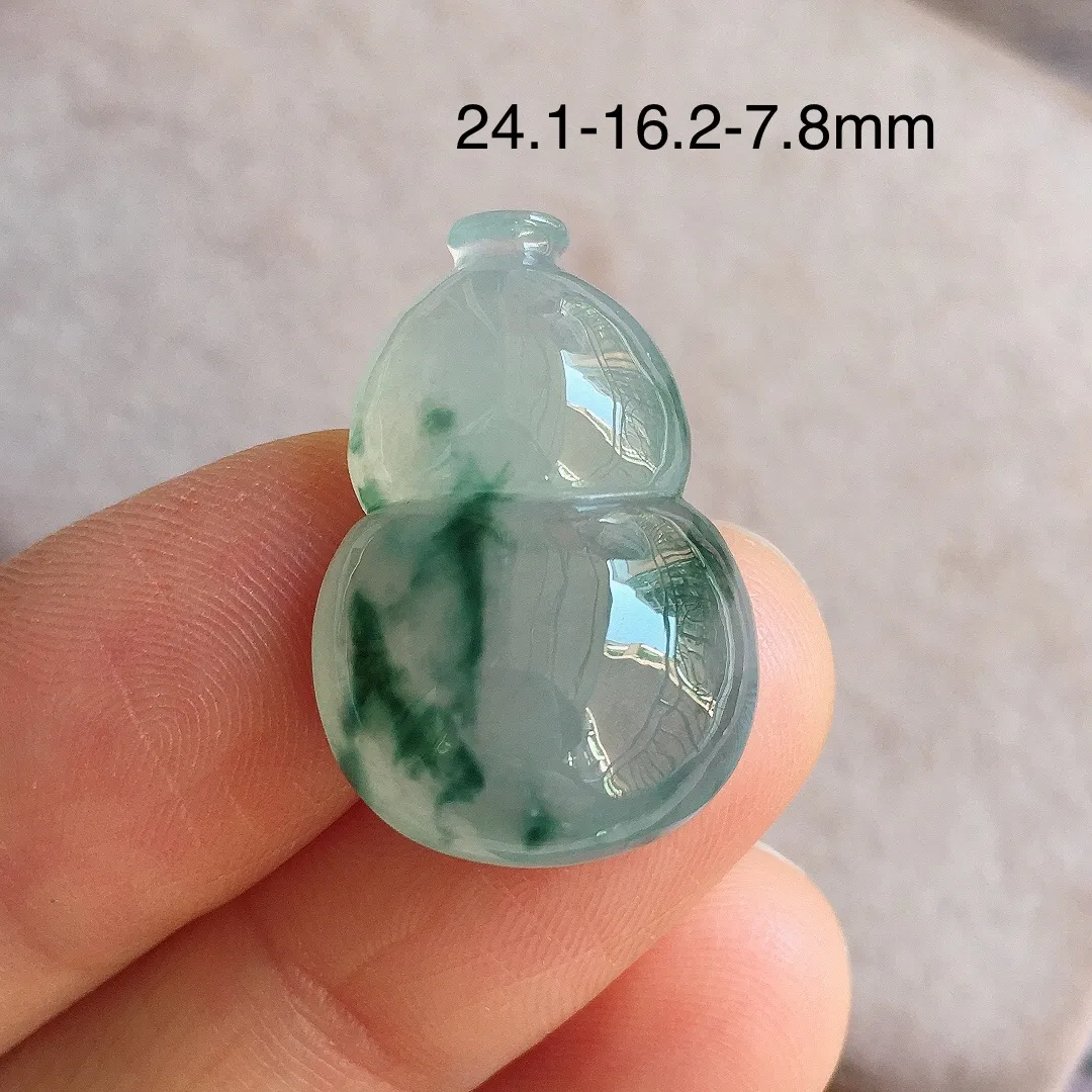 冰飘花葫芦，冰润饱满，玉质细腻，种水足，001 尺寸24.1*16.2*7.8