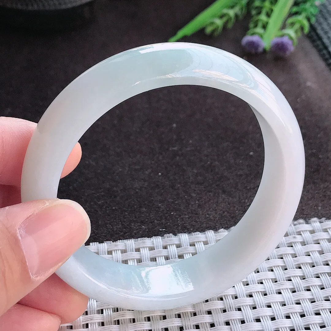 实拍A货翡翠56.8/15.8/7.8老坑秀气温润月光白轮胎手镯宽边玉镯手环