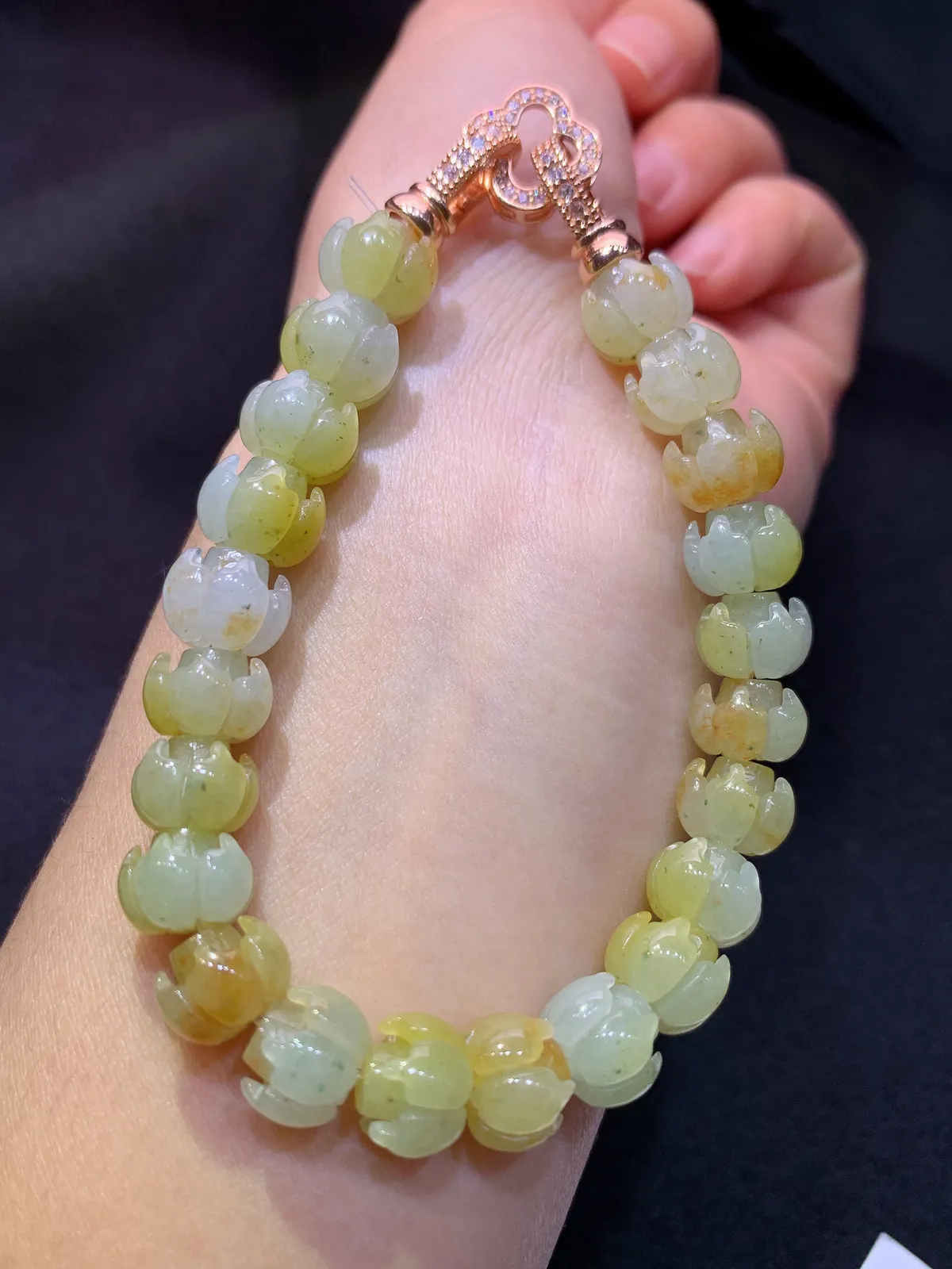 黄翡莲蓬手串，手链，冰润鲜艳，种水足，Xm 尺寸10.3*7.5