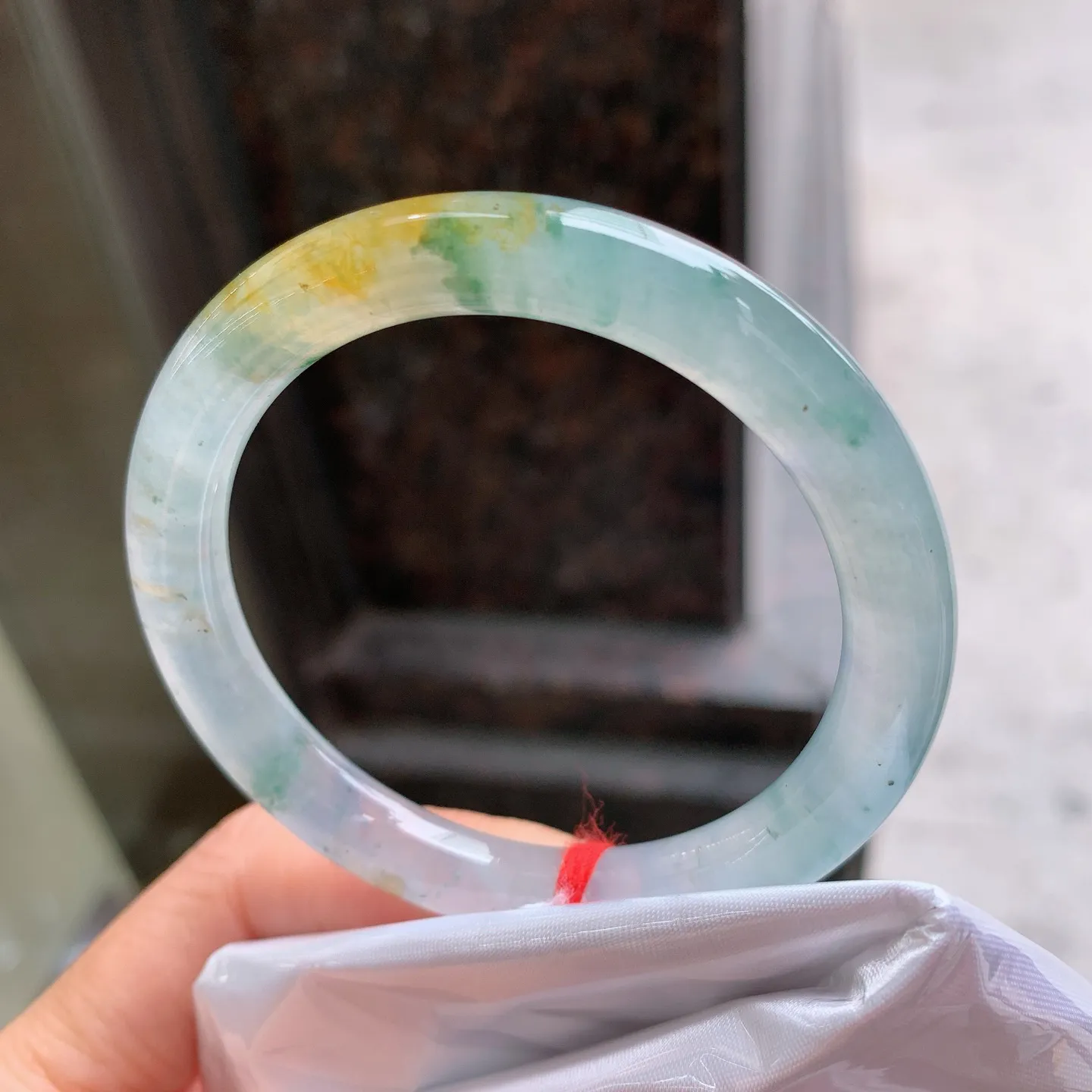 圆条冰黄翡飘花 无瑕 尺寸：51.4/8/8.2 特色料子