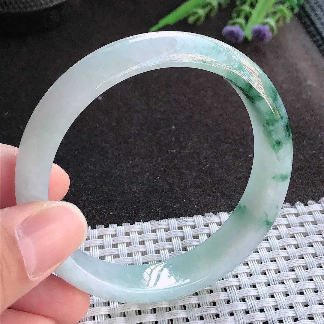 实拍A货翡翠59/14/7.5老坑精美冰润飘花手镯宽边玉镯手环