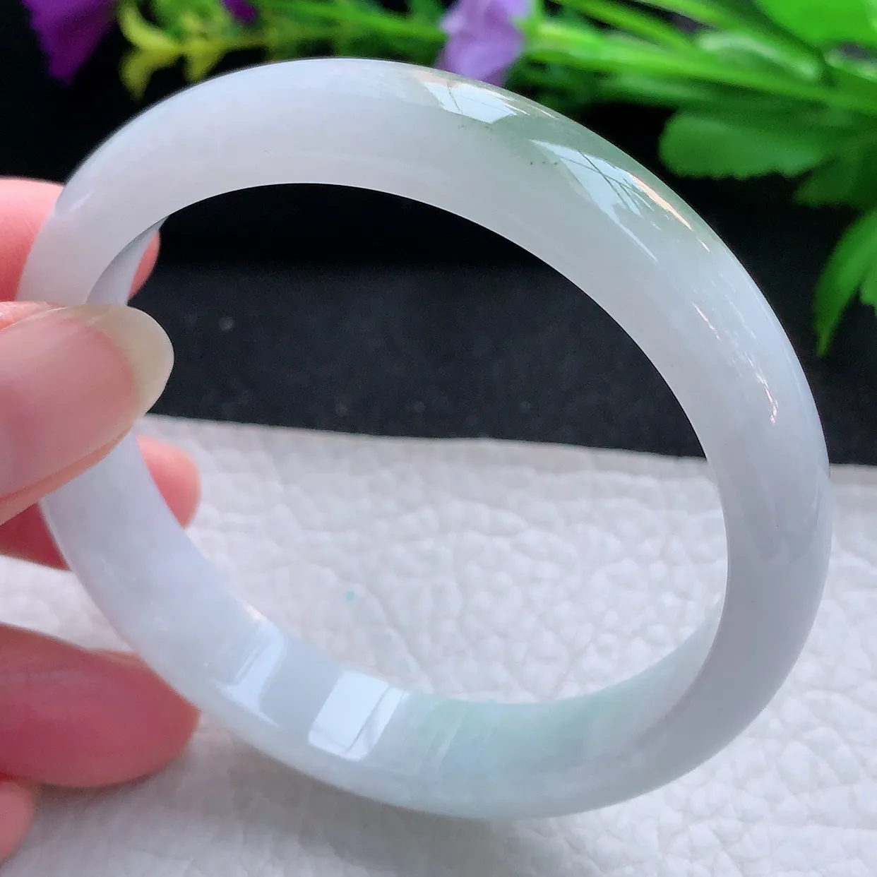 js实拍57*11.8*7.2平安镯 天然缅甸翡翠玉手镯冰胶秀气宽边玉手环