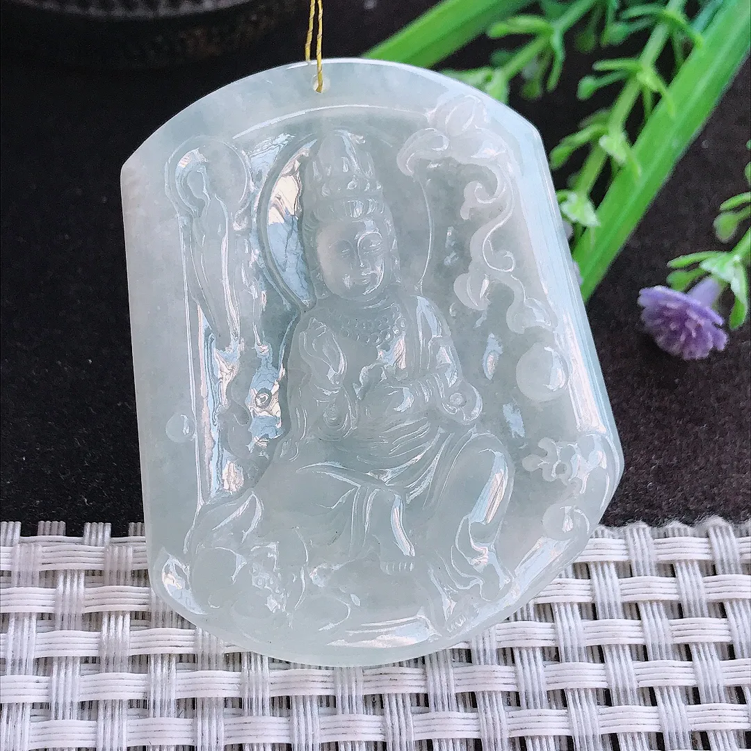 实拍A货翡翠53.8/44.3/4.5老坑秀气冰润起胶观音菩萨吊坠翡翠挂件