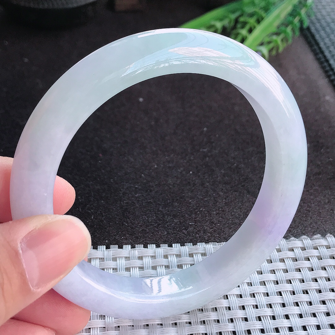 实拍A货翡翠62.8/12/9.6老坑冰润水灵紫罗兰手镯大圈口宽边玉镯手环