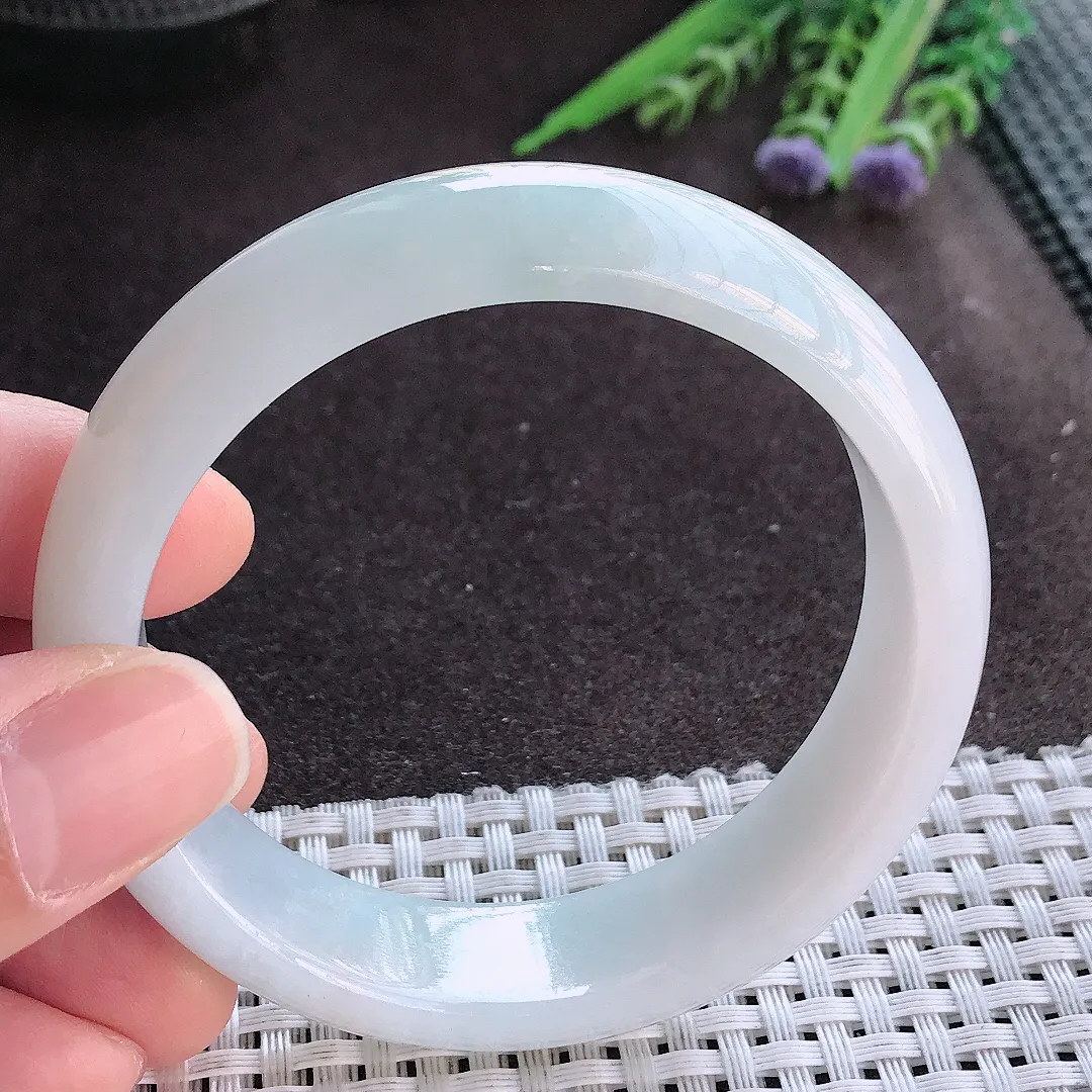 实拍A货翡翠56.8/15.8/7.8老坑秀气温润月光白轮胎手镯宽边玉镯手环