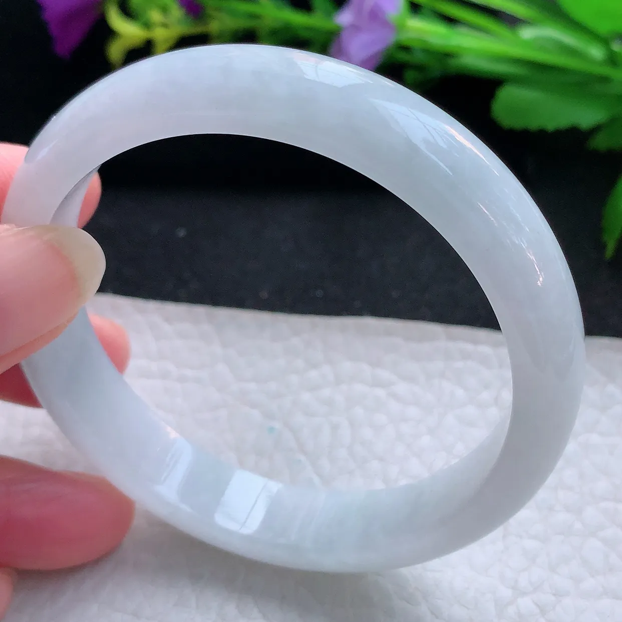 js实拍57*11.8*7.2平安镯 天然缅甸翡翠玉手镯冰胶秀气宽边玉手环