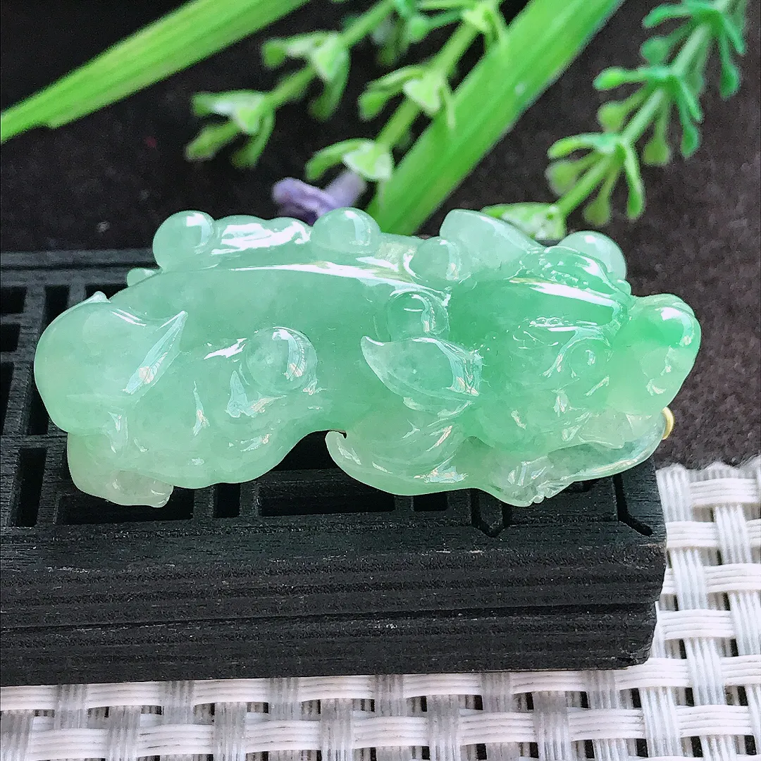 实拍A货翡翠48.3/24/13老坑冰胶冰晴满绿貔貅吊坠翡翠挂件