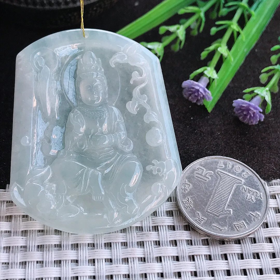 实拍A货翡翠53.8/44.3/4.5老坑秀气冰润起胶观音菩萨吊坠翡翠挂件
