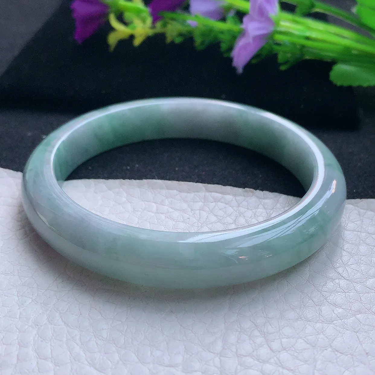 js大圈口61*11.5*8平安镯 天然缅甸翡翠玉手镯飘乌鸡花宽边玉手环