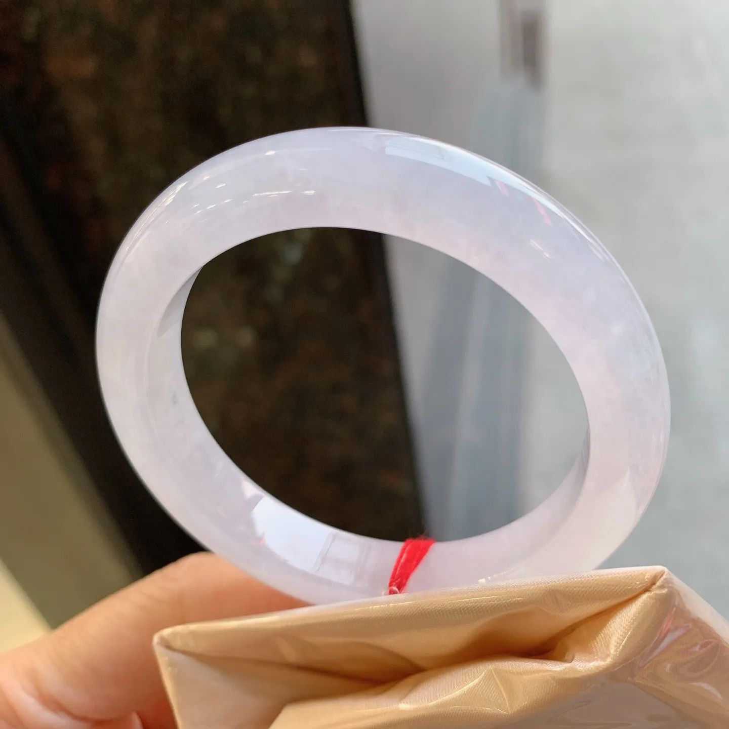 正圈冰镯 无瑕 尺寸：53.2/10.6/8.7 冰润