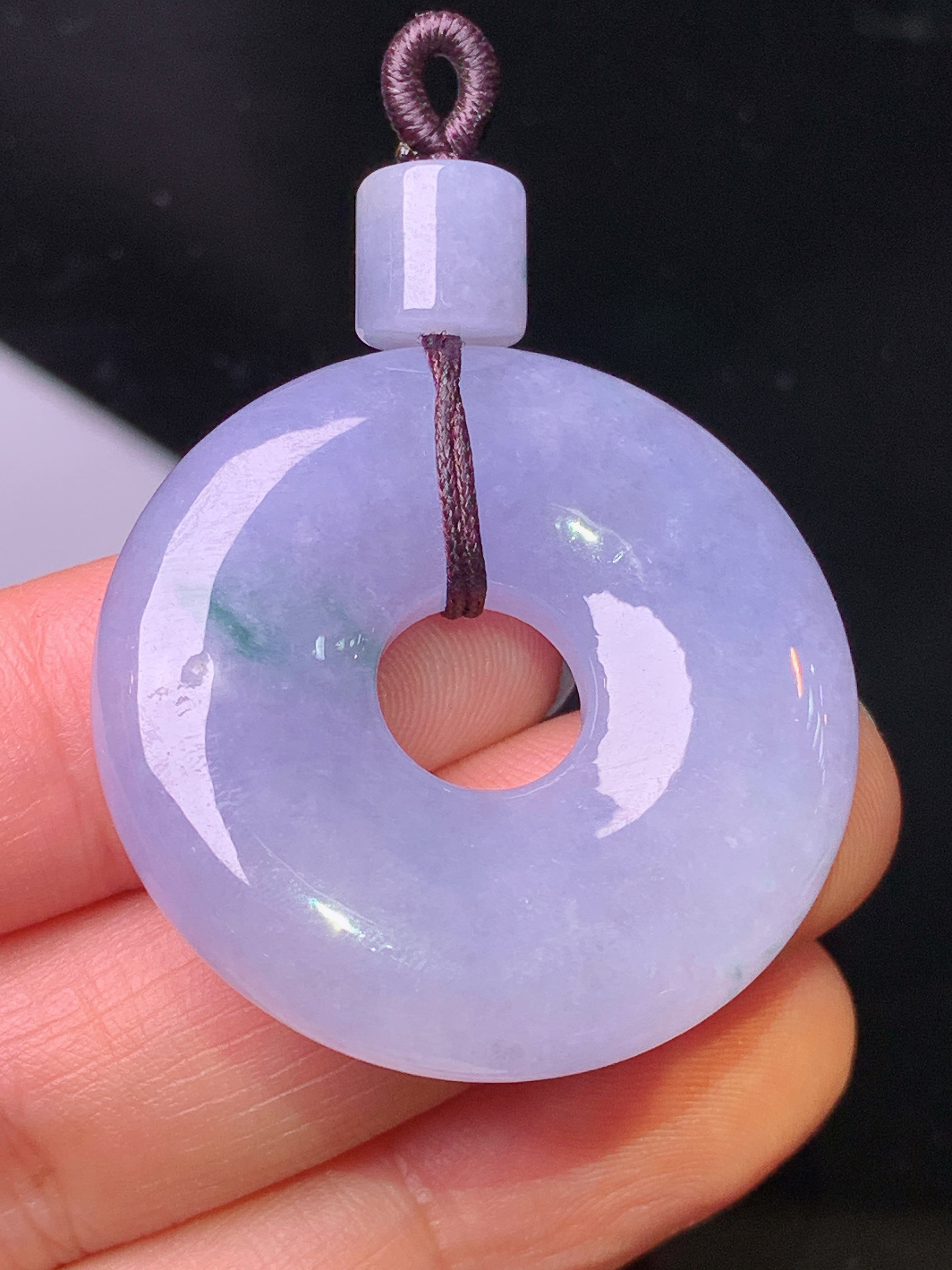 紫罗兰平安环吊坠 玉质细腻 色泽艳丽清新 整体尺寸33.4*7.2