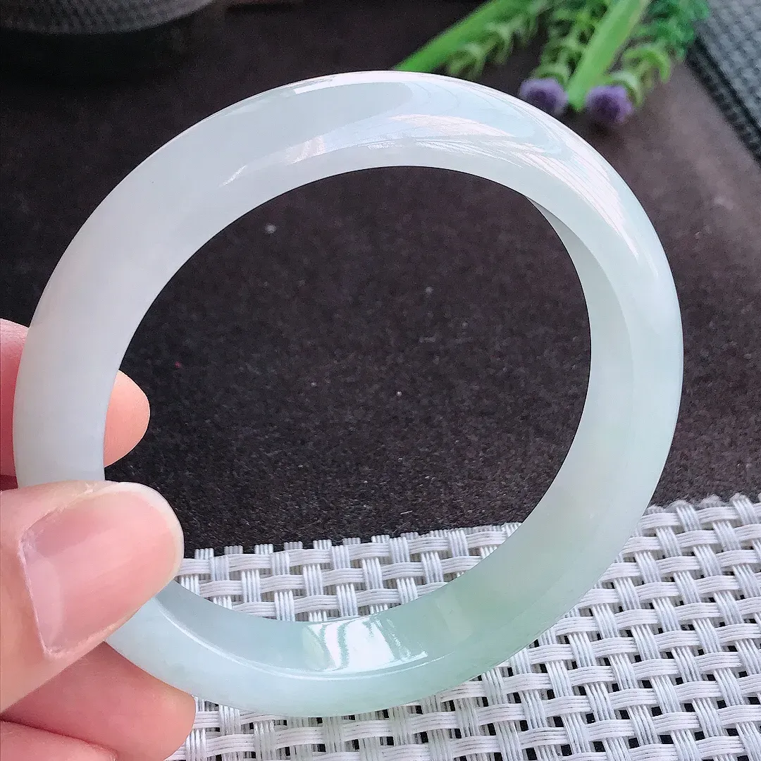 实拍A货翡翠60.5/12.7/8.6老坑冰润起胶冰晴手镯大圈口宽边玉镯手环